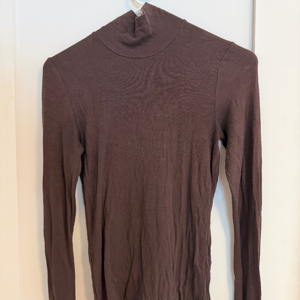 Wilfred Chocolate Brown Ribbed Turtleneck